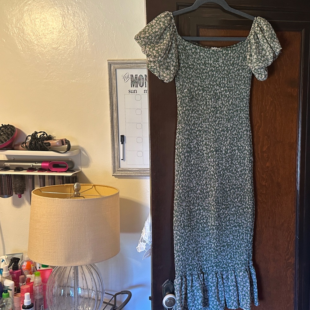 Petal & Pup Green Floral Midi Dress